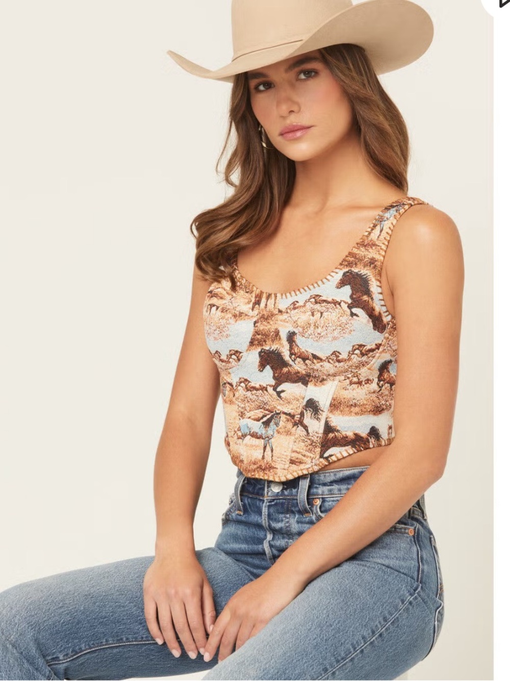 NWT blue b Women's Western Horse Print Crop Tank Top - Brown Multi - Picture 2 of 9